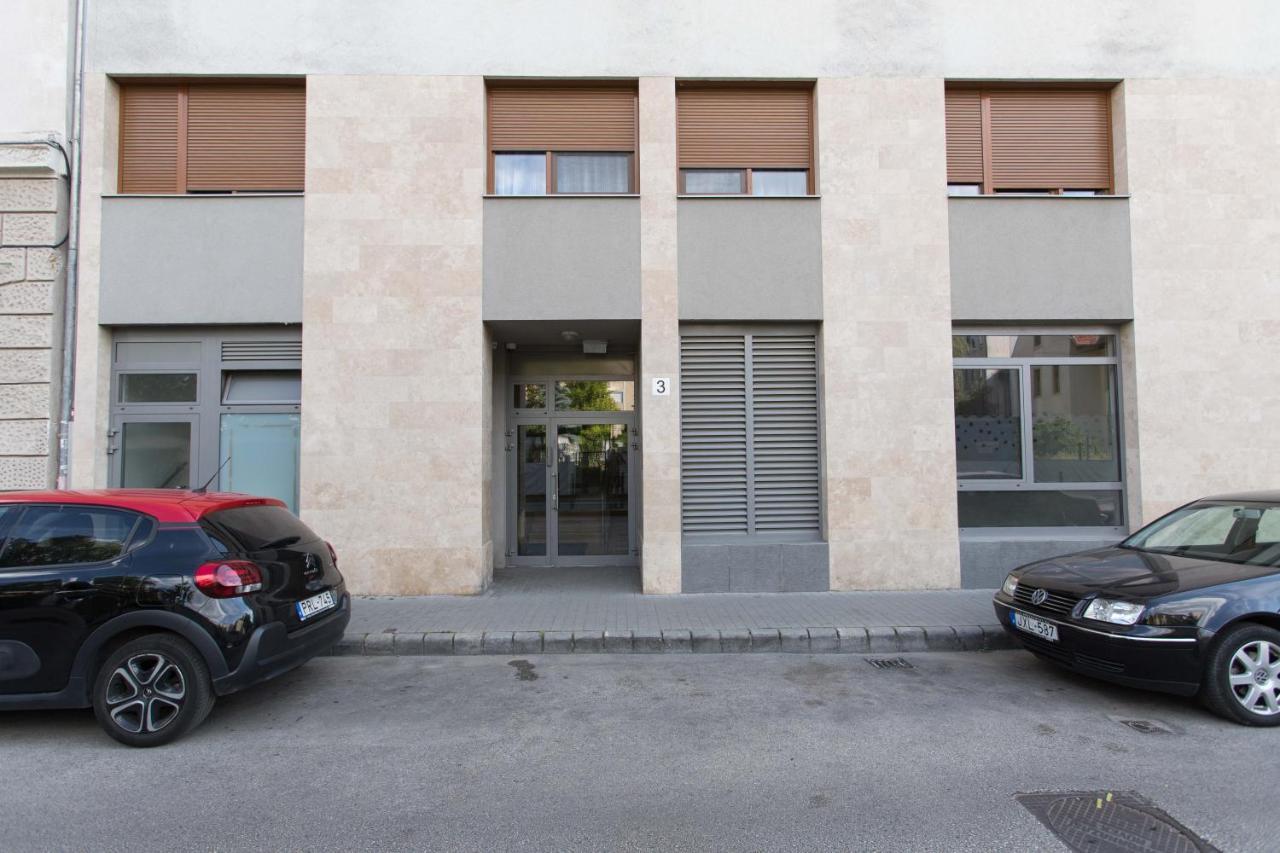 City Break Apartment - Private Garage, Ac, Balcony Budapest Luaran gambar