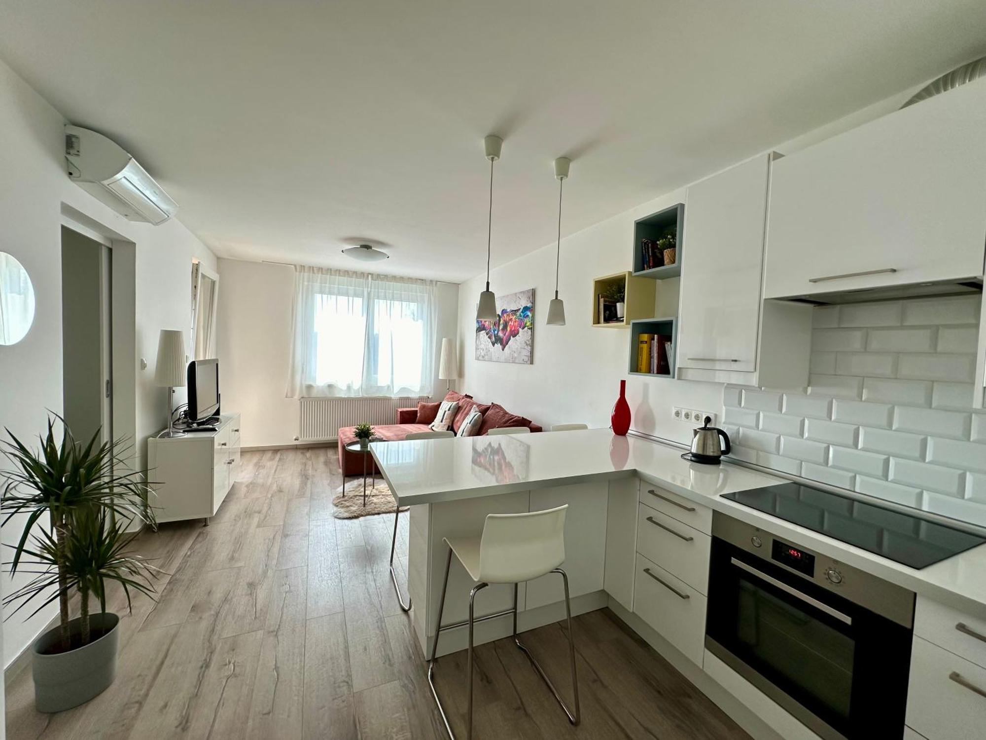City Break Apartment - Private Garage, Ac, Balcony Budapest Luaran gambar