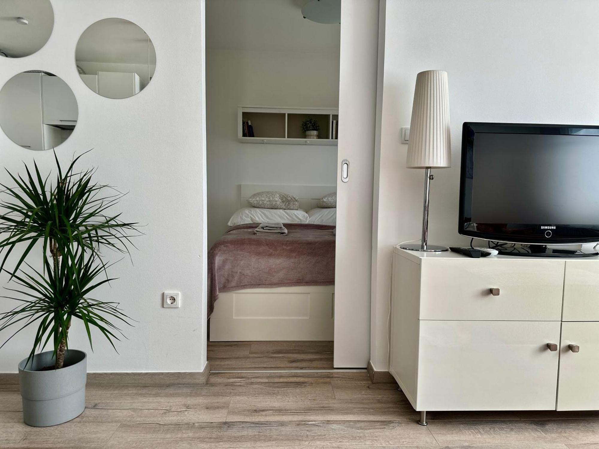 City Break Apartment - Private Garage, Ac, Balcony Budapest Luaran gambar