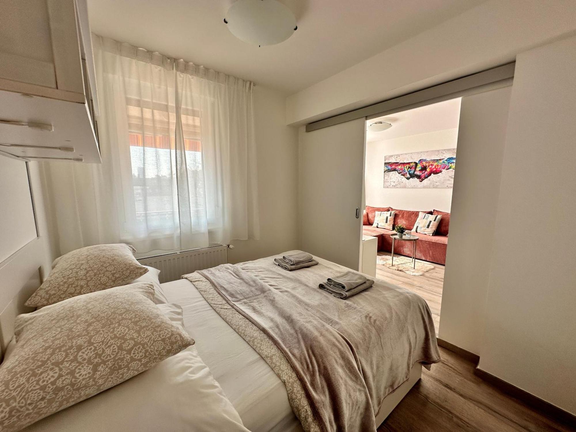 City Break Apartment - Private Garage, Ac, Balcony Budapest Luaran gambar